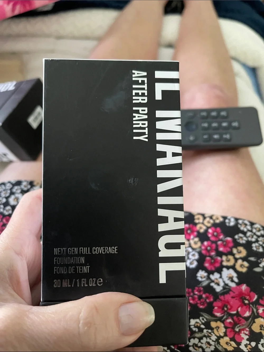 Il Makiage AFTER PARTY Next Gen Full Coverage Foundation 40- swatched